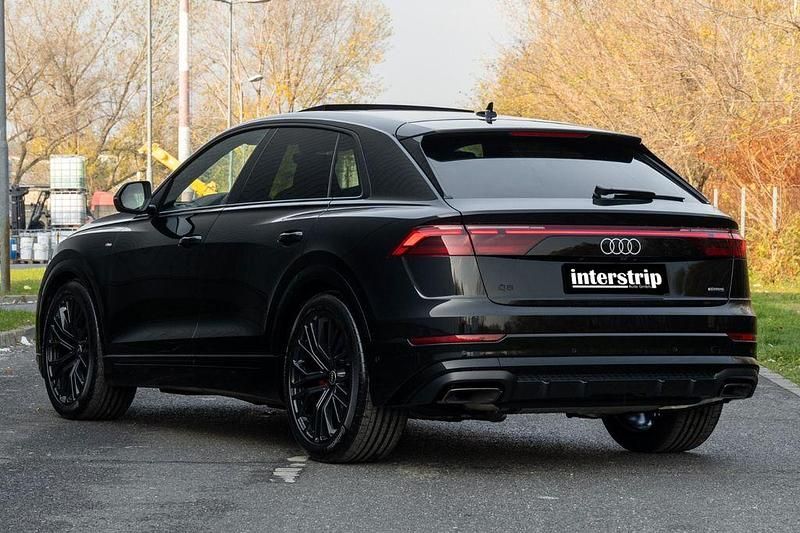 Gebraucht Audi Q8 S-Line 286 PS (210 kW) 2025 Mythosschwarz metallic SUV