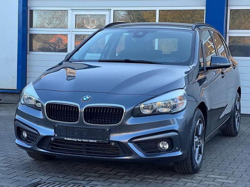 Gebraucht BMW 216 Active Tourer Advantage 116 PS (85 kW) 2017 Grau Van / Kleinbus