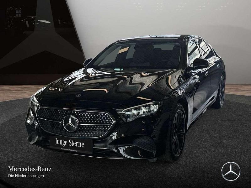 Gebraucht Mercedes E300 Advanced 204 PS (150 kW) 2025 Schwarz Limousine