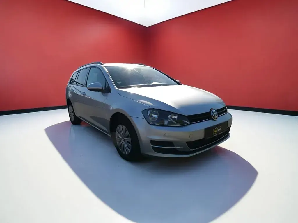 Gebraucht VW Golf VII Trendline 110 PS (80 kW) 2015 Silber Kombi