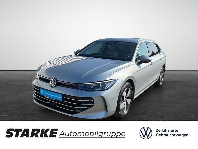 Aquamarinblau metallic (metallic) Gebraucht 2021 VW Passat Elegance+ Kombi | 38.390 € - Bild 1/4