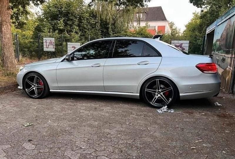 Gebraucht Mercedes E300 231 PS (169 kW) 2013 Silber Limousine