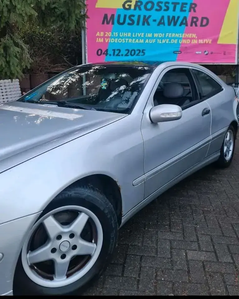 Gebraucht Mercedes C180 143 PS (105 kW) 2006 Coupé