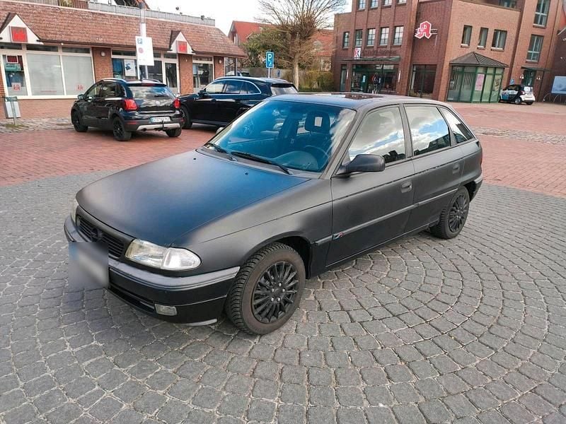 Gebraucht Opel Astra 75 PS (55 kW) 1997 Schwarz Kombi