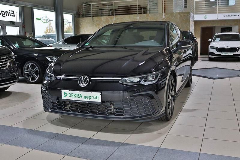 Gebraucht VW Golf VIII GTE 150 PS (110 kW) 2022 Schwarz Limousine
