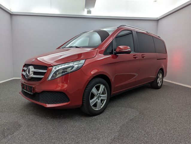 Rot Gebraucht 2019 Mercedes V300 Van / Kleinbus | 46.999 € (Superpreis) - Bild 1/2