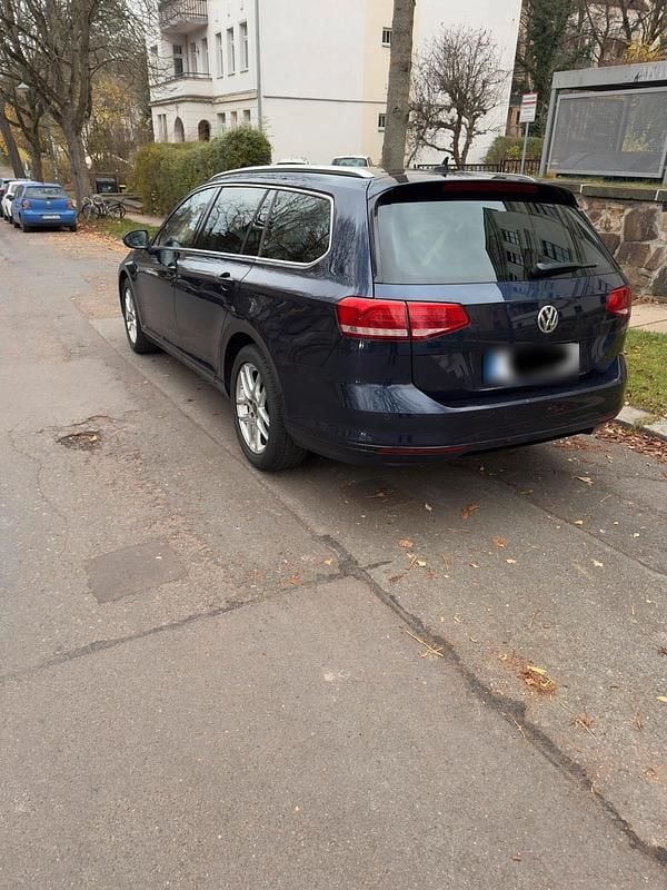 Gebraucht VW Passat 150 PS (110 kW) 2015 Blau Kombi