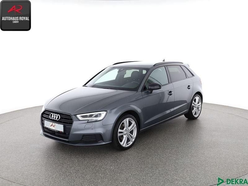 Grau Gebraucht 2019 Audi A3 Sportback g-tron S-Line Limousine | 18.880 € (Fairer Preis) - Bild 1/4
