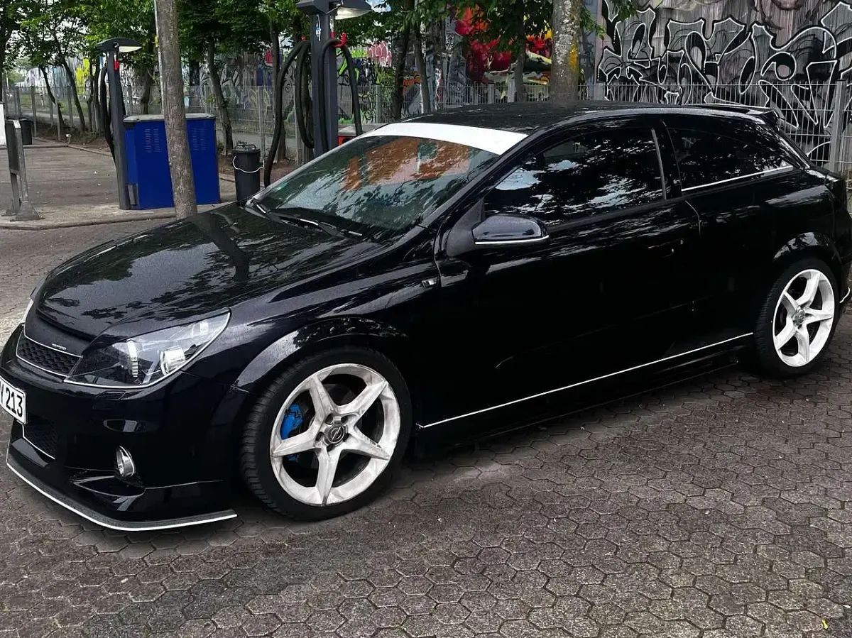 Gebraucht Opel Astra 200 PS (147 kW) 2005 Schwarz Coupé