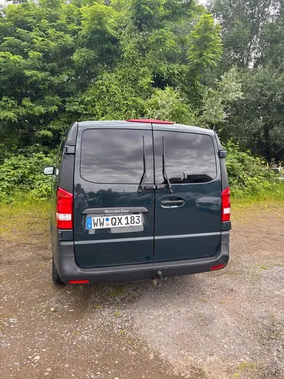 Gebraucht Mercedes Vito 136 PS (100 kW) 2018 Grün Van