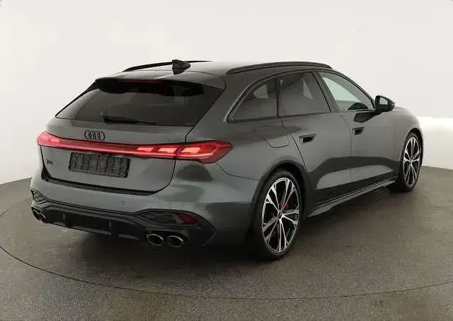 Nowe Audi S5 367 KM (269 kW) 2026 Szary Kombi