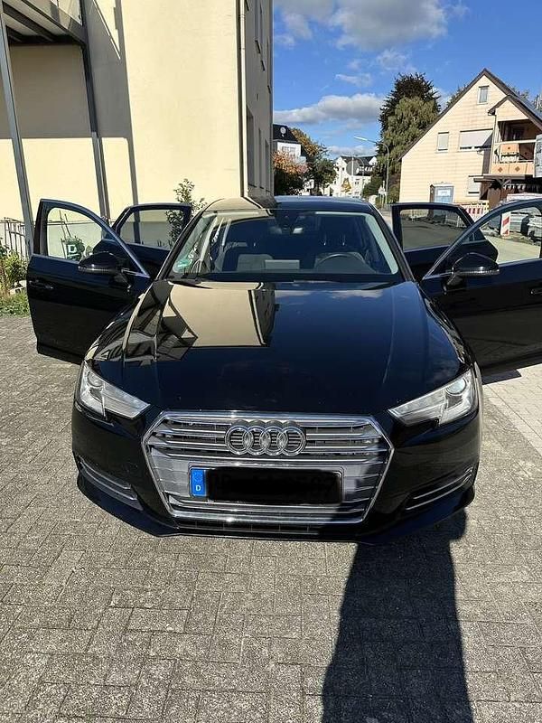 Schwarz Gebraucht 2016 Audi A4 Sport Limousine | 18.500 € (Etwas zu teuer) - Bild 1/4
