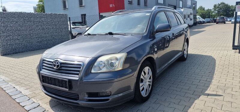 Grau Gebraucht 2005 Toyota Avensis Sol Kombi | 1.990 € (Guter Preis) - Bild 1/4