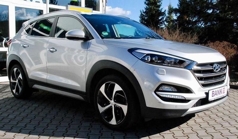 Gebraucht Hyundai Tucson 141 PS (103 kW) 2018 Silber SUV