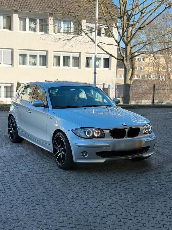 Gebraucht BMW 116 122 PS (89 kW) 2004 Silber Kleinwagen