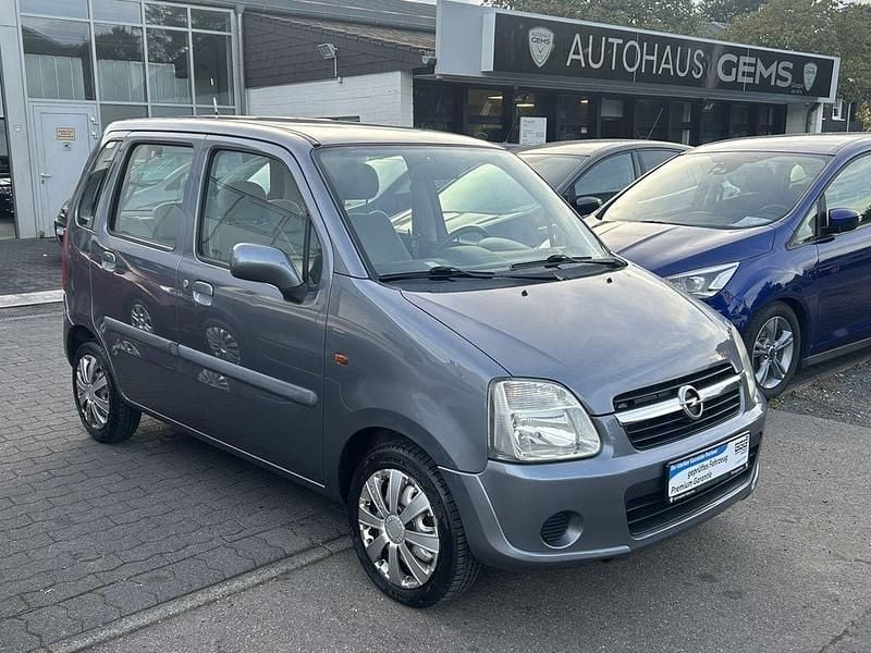 Grau Gebraucht 2005 Opel Agila Edition Limousine | 2.490 € (Etwas zu teuer) - Bild 1/4