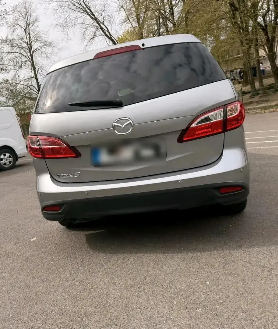 Gebraucht Mazda 5 115 PS (84 kW) 2011 Silber Van / Kleinbus