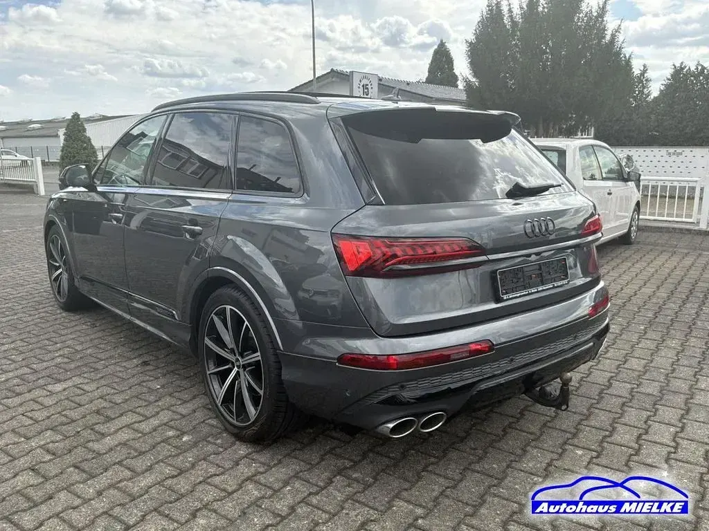 Gebraucht Audi SQ7 Sport 507 PS (372 kW) 2021 Grau SUV