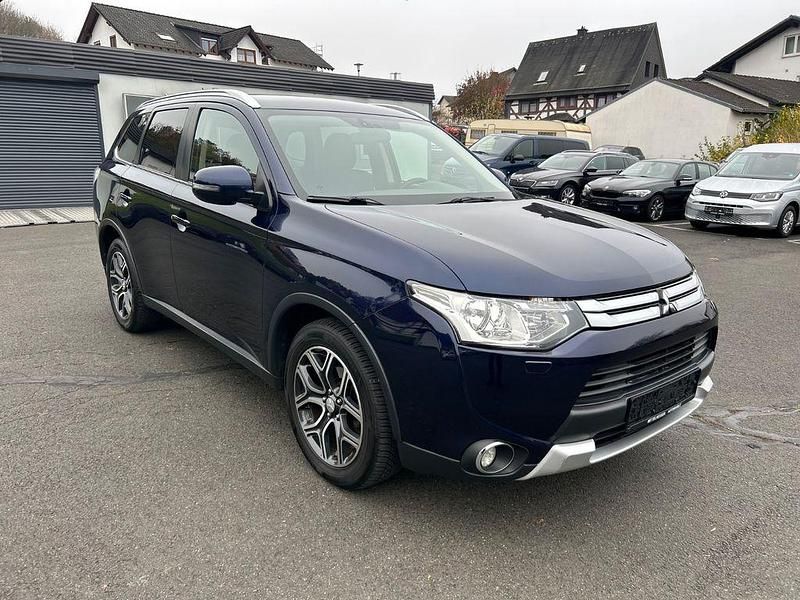 Gebraucht Mitsubishi Outlander 150 PS (110 kW) 2015 Other SUV