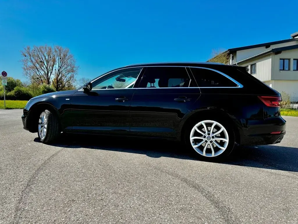 Second-hand Audi A4 Sport 190 CP (139 kW) 2017 Negru Break