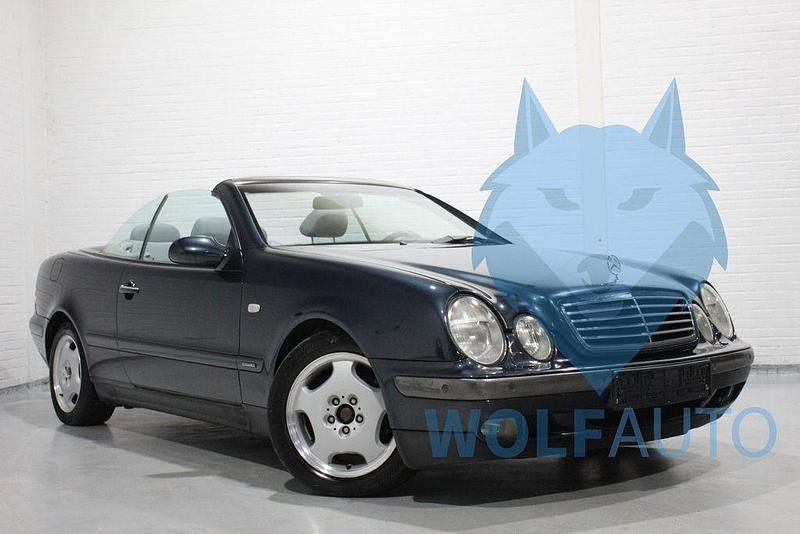 Blau Gebraucht 1998 Mercedes CLK320 Elegance Cabrio | 6.900 € (Teuer) - Bild 1/4