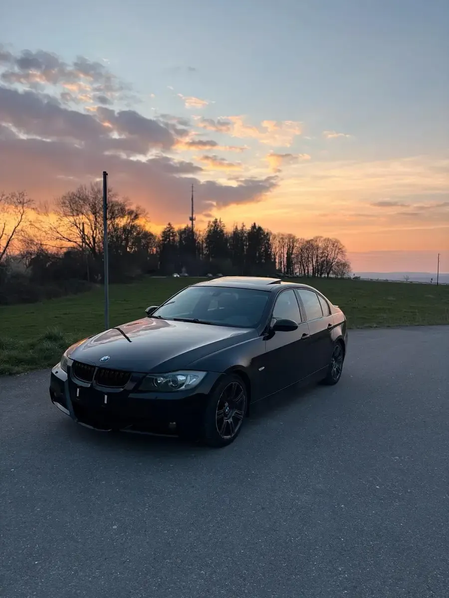 Gebraucht BMW 323 190 PS (139 kW) 2008 Limousine