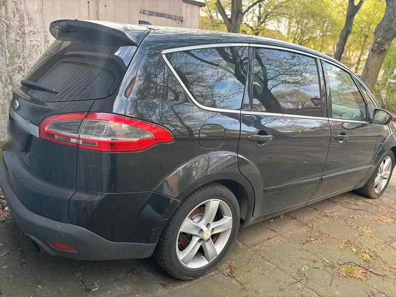 Usata Ford S-MAX Titanium 200 CV (147 kW) 2012 Nero Monovolume