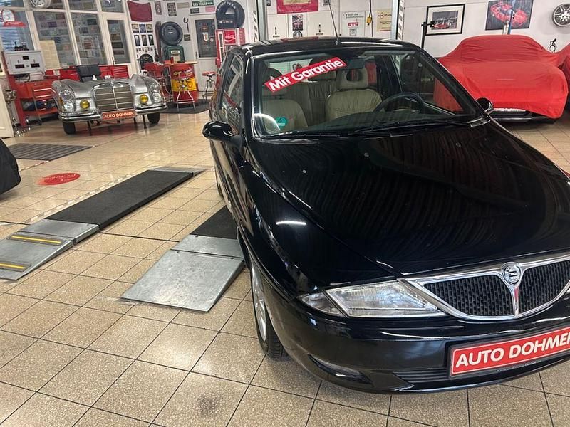 Gebraucht Lancia Ypsilon 60 PS (44 kW) 2002 Schwarz Kleinwagen