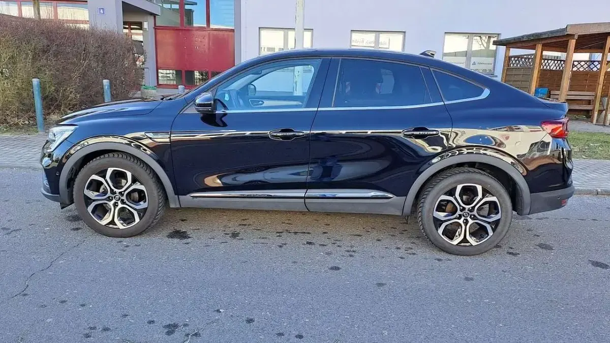 Gebraucht Renault Arkana Techno 140 PS (102 kW) 2023 Onyxschwarz metallic SUV