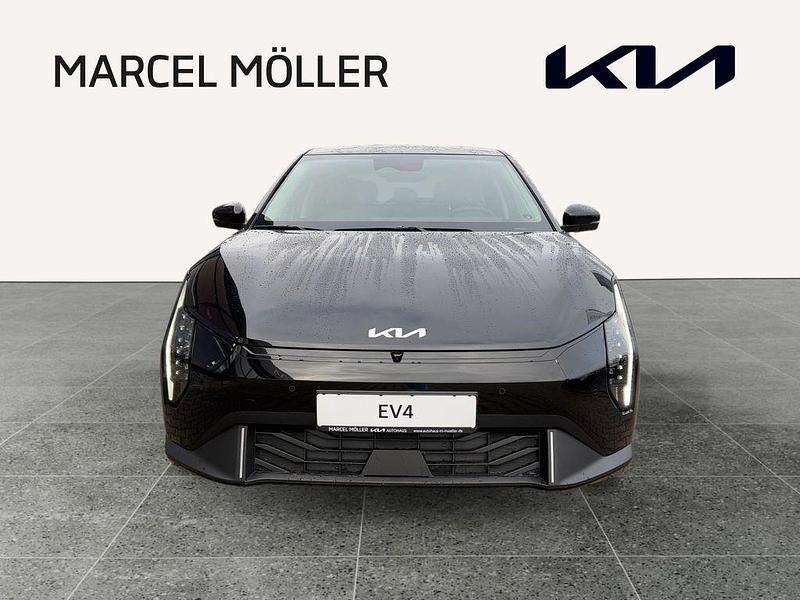 Neu Kia EV4 Comfort 150 kW (204 PS) 2025 Grün Kleinwagen