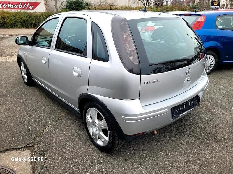 Gebraucht Opel Corsa 80 PS (58 kW) 2006 Silber Kleinwagen