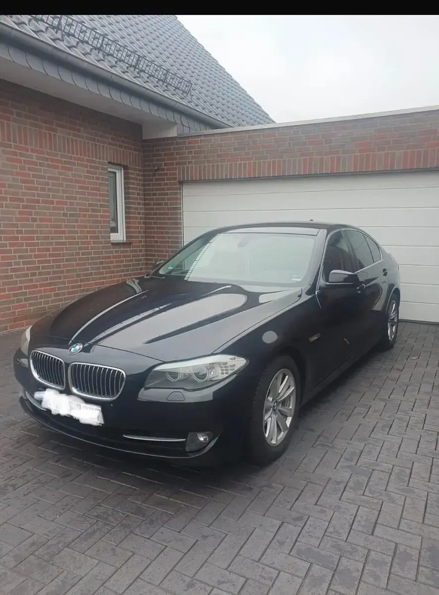 Usata BMW 520 184 CV (135 kW) 2010 Nero Berlina