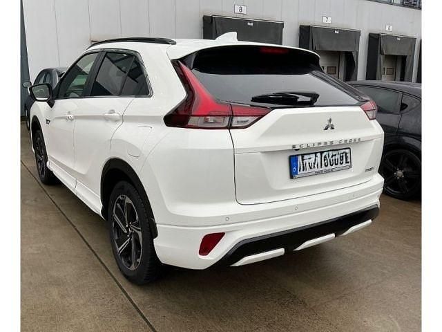 Gebraucht Mitsubishi Eclipse Cross Plus 188 PS (138 kW) 2022 S) (weiss SUV