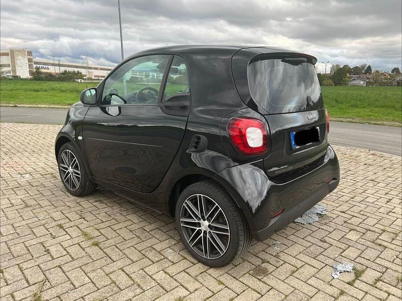Gebraucht Smart ForTwo Electric Drive 60 kW (82 PS) 2018 Schwarz Coupé