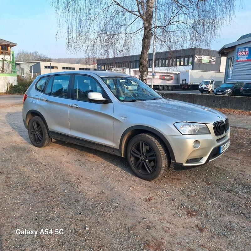 Silber Gebraucht 2012 BMW X3 SUV | 15.500 € (Fairer Preis) - Bild 1/4