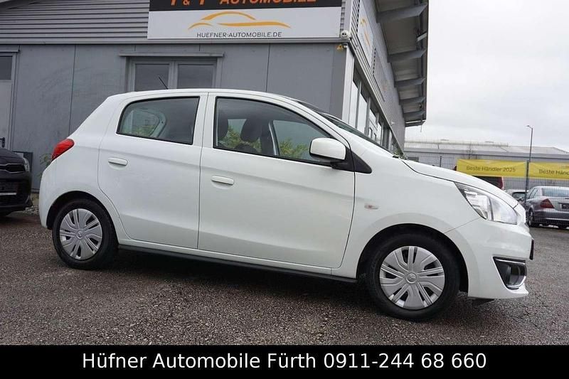 Weiß Gebraucht 2018 Mitsubishi Space Star Edition Kleinwagen | 6.999 € (Fairer Preis) - Bild 1/4