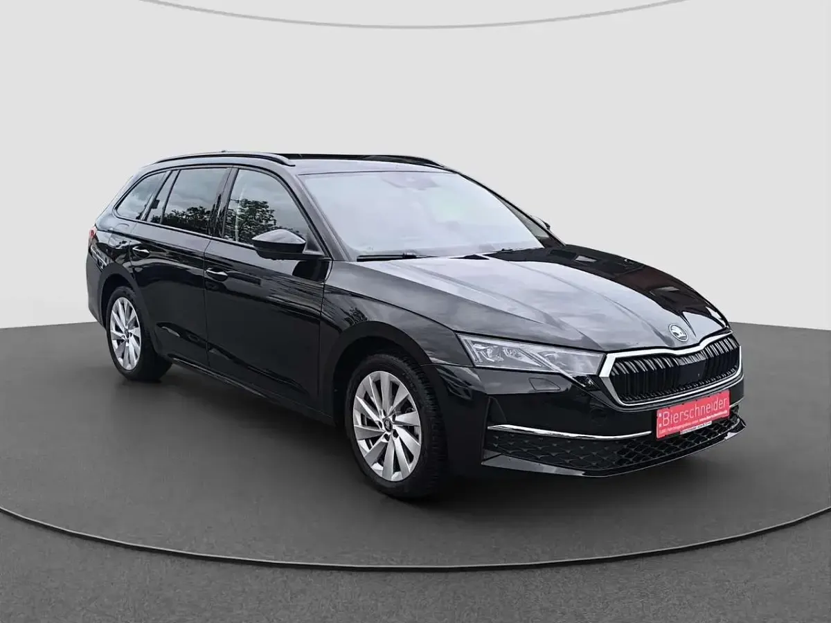 Gebraucht Skoda Octavia Selection 150 PS (110 kW) 2025 Schwarz magic perleffekt (metallic) Kombi