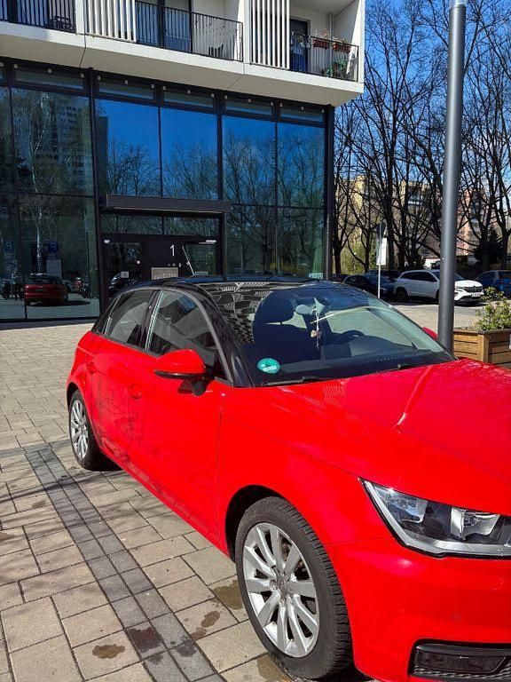 Gebraucht Audi A1 Sportback 95 PS (69 kW) 2015 Rot Kleinwagen