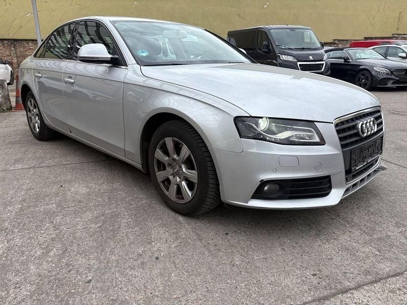 Gebraucht Audi A4 Ambiente 160 PS (117 kW) 2009 Silber Limousine