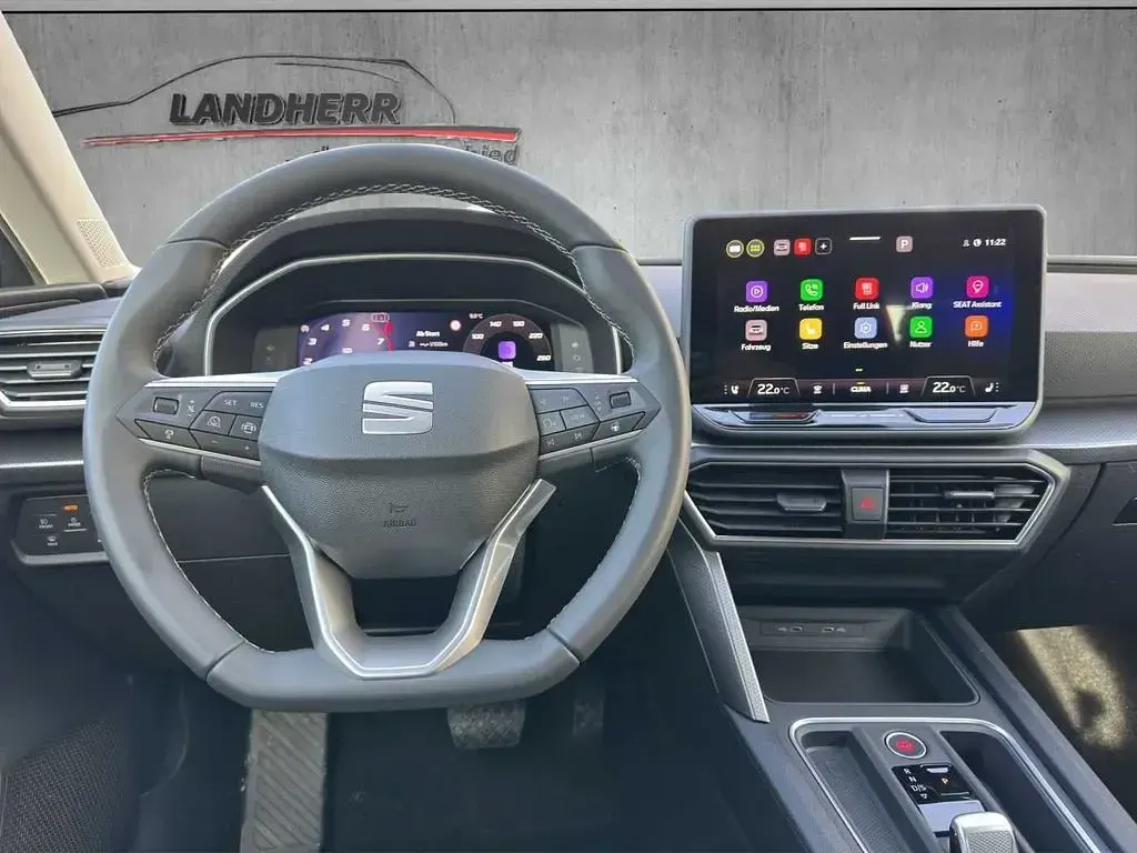 Gebraucht Seat Leon Style 116 PS (85 kW) 2025 Blau Limousine