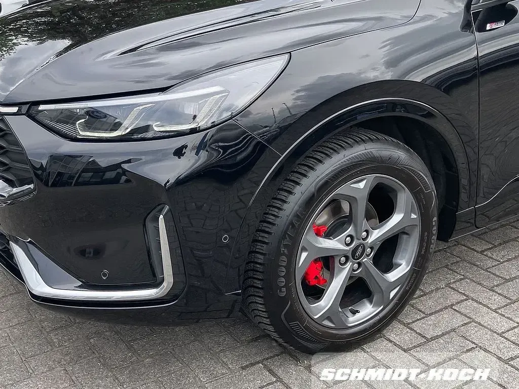 Gebraucht Ford Kuga ST-Line X 151 PS (111 kW) 2024 Agate black (schwarz) SUV