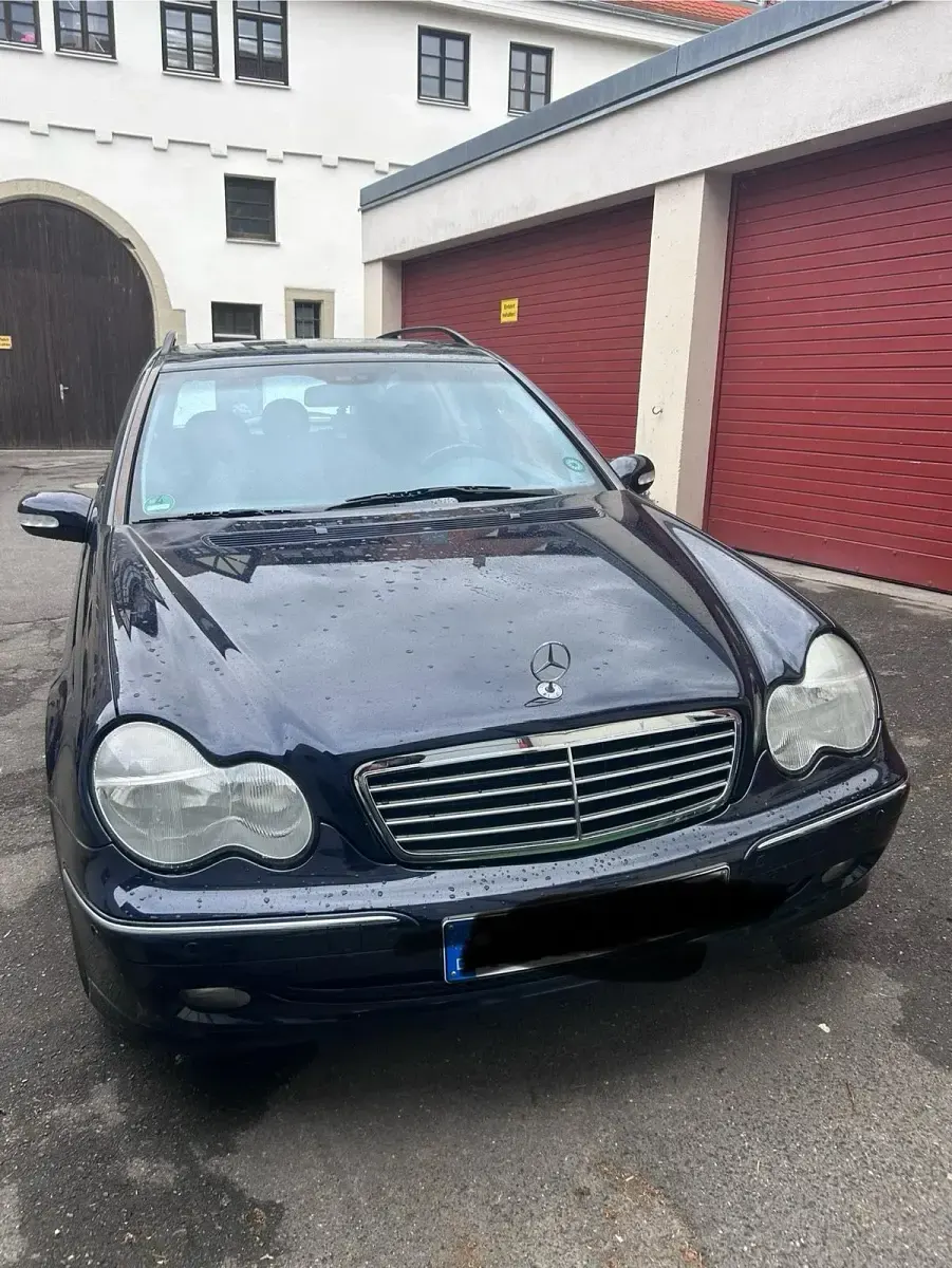 Gebraucht Mercedes C220 120 PS (88 kW) 2002 Blau Kombi
