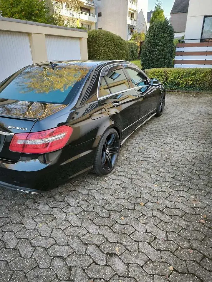 Gebraucht Mercedes E350 Avantgarde 292 PS (214 kW) 2009 Limousine