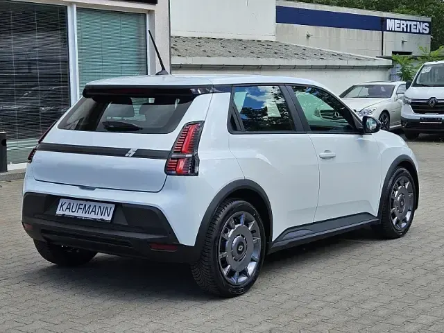 Neu Renault R5 Evolution 110 kW (150 PS) 2026 Weiss Kleinwagen