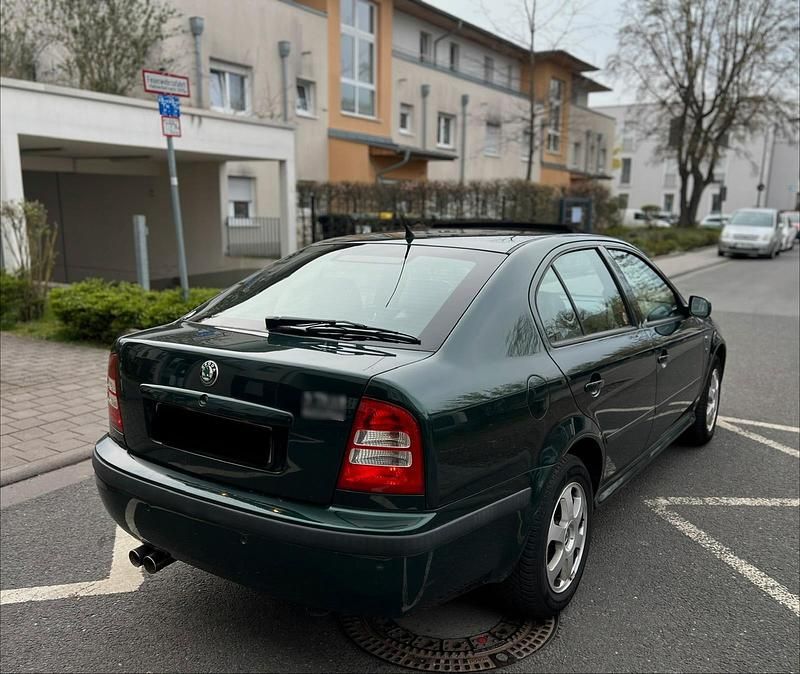 Gebraucht Skoda Octavia 116 PS (85 kW) 2001 Grün Limousine