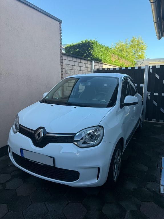 Weiß Gebraucht 2021 Renault Twingo Life Kleinwagen | 8.500 € (Guter Preis) - Bild 1/4