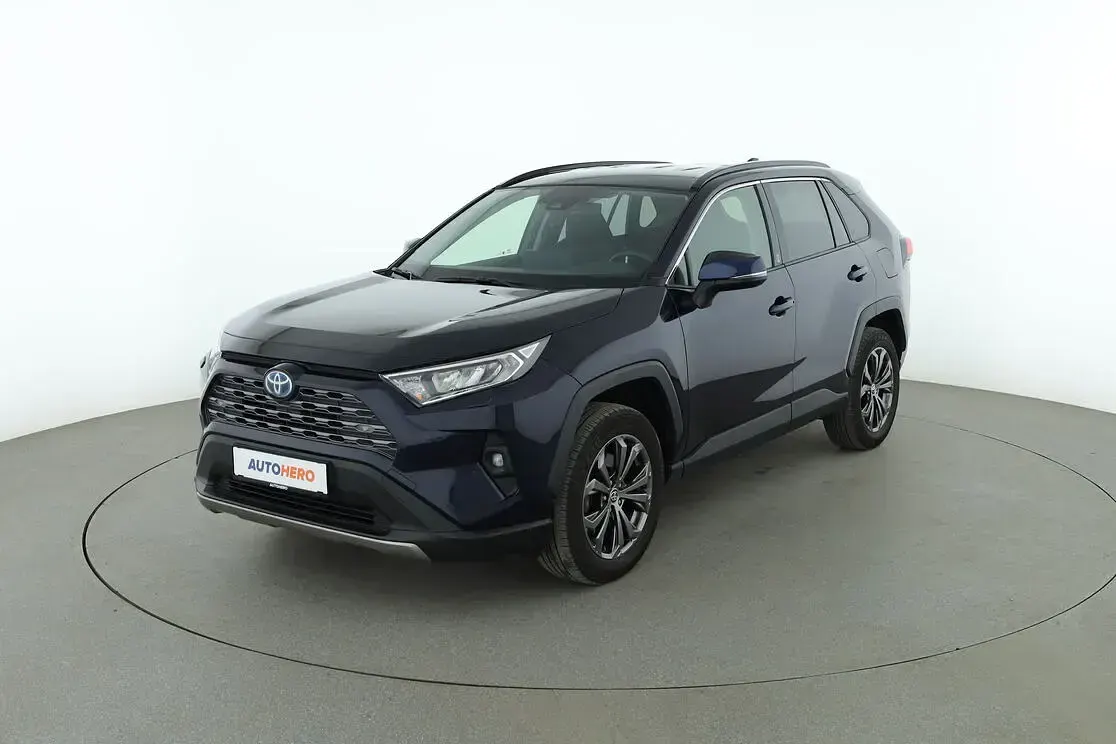 Gebraucht Toyota RAV4 Hybrid Team 120 PS (88 kW) 2023 SUV