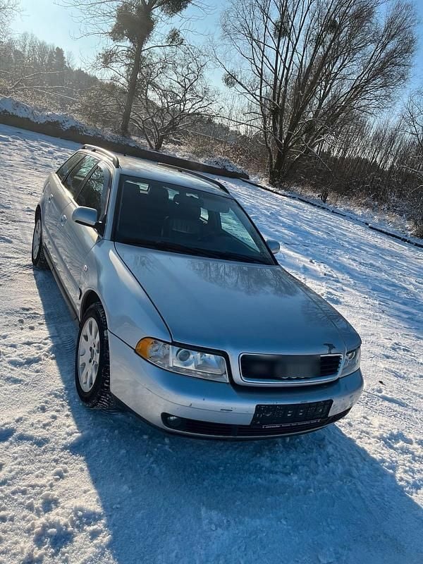 Gebraucht Audi A4 165 PS (121 kW) 2000 Silber Kombi