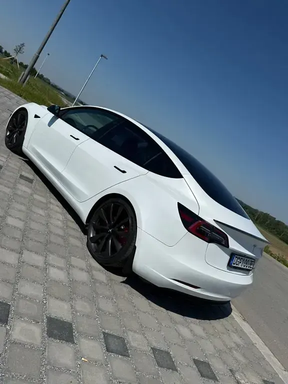 Käytetty Tesla Model 3 Performance 377 kW (513 HP) 2019 Valkoinen Sedan