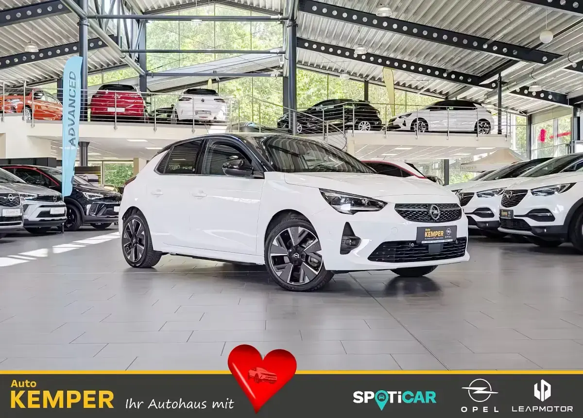 Gebraucht Opel Corsa-e Ultimate 100 kW (136 PS) 2022 Kleinwagen